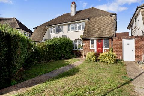 43 Barnes End, New Malden, KT3 6PB