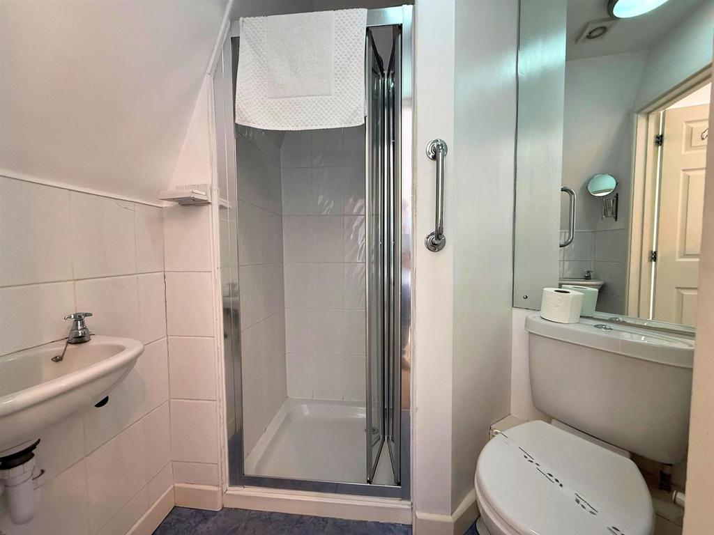 Bedroom one en-suite