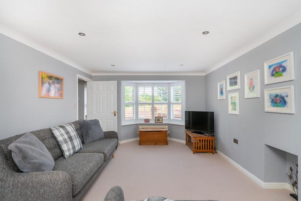 3 P3 CFP - Living Room B.jpg