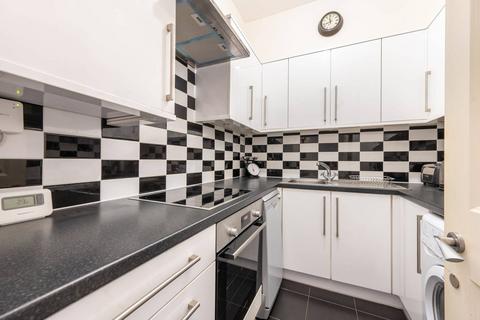2 bedroom flat for sale, Palace Court, Bayswater, London, W2