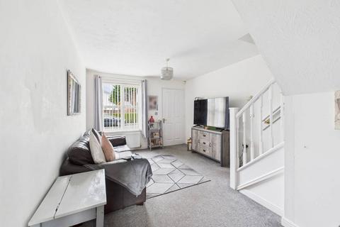 2 bedroom semi-detached house for sale, Seaton Grove, Hull, HU4 6HF