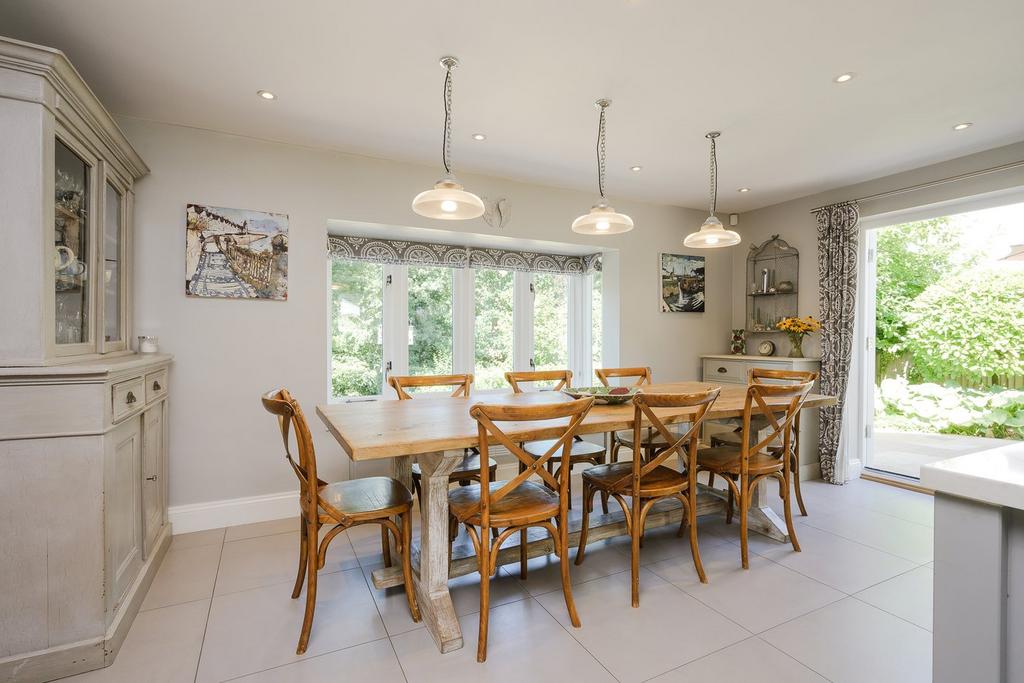 Breakfast Room