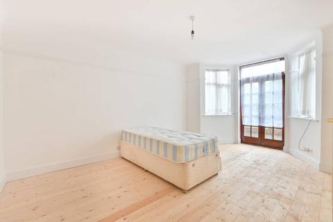 undefined, Hillside Avenue, Wembley Park, Wembley, HA9