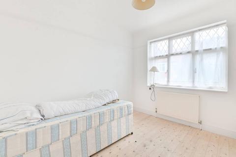 undefined, Hillside Avenue, Wembley Park, Wembley, HA9