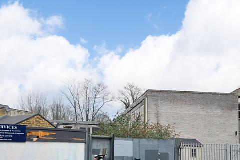 Retail property (high street) to rent, Norbury Crescent London SW16 4JP