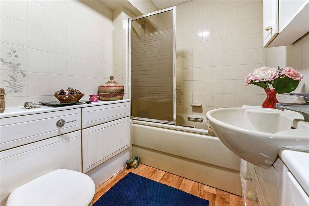 Ensuite Bathroom