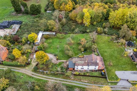 undefined, Hillend, Twyning, Tewkesbury