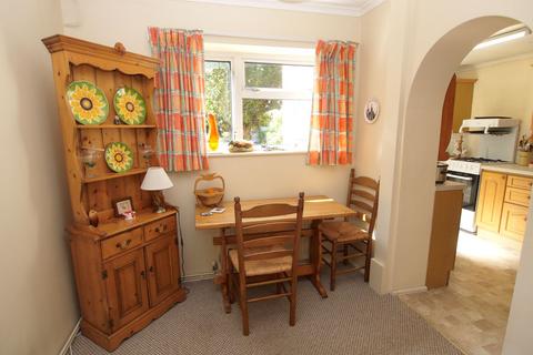 3 bedroom semi-detached house for sale, Leonard Avenue, Otford, TN14