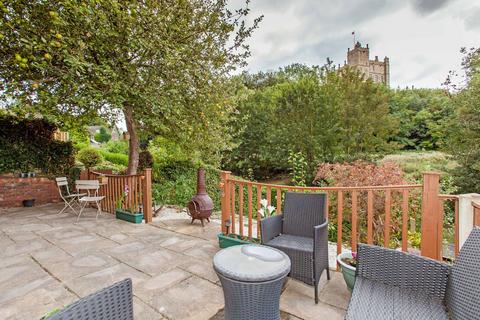 undefined, Bolsover Hill, Bolsover, S44