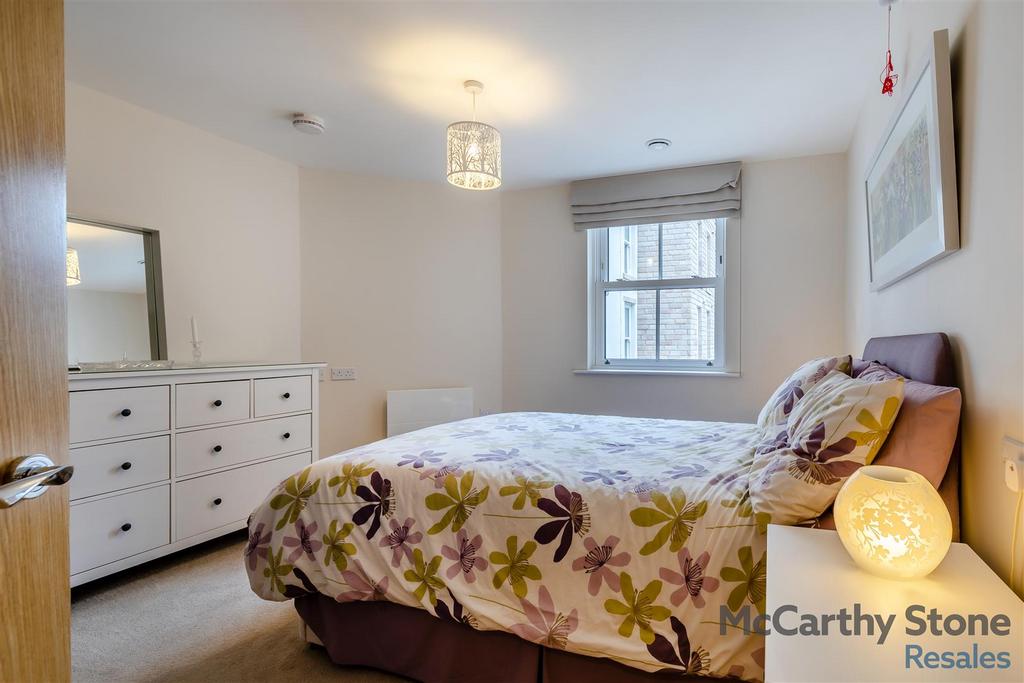8662178-interior17.jpg