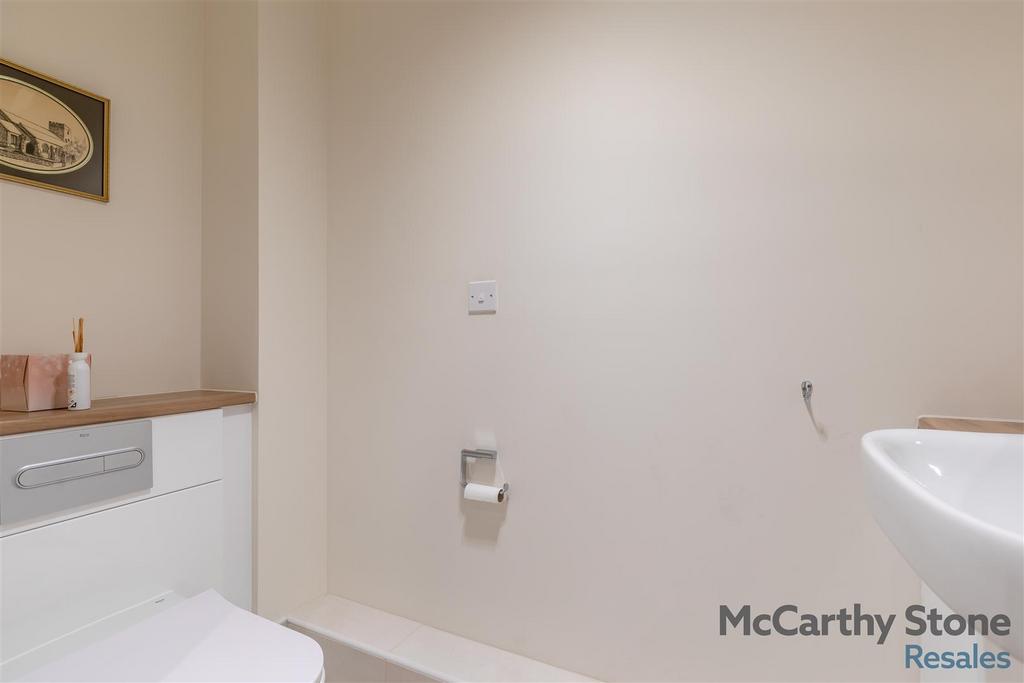 8662178-interior11.jpg