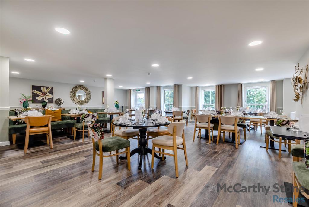 8662178-interior21.jpg