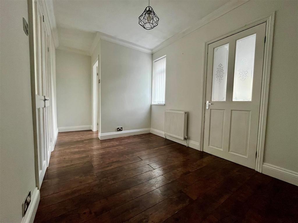 Dining Room.jpg