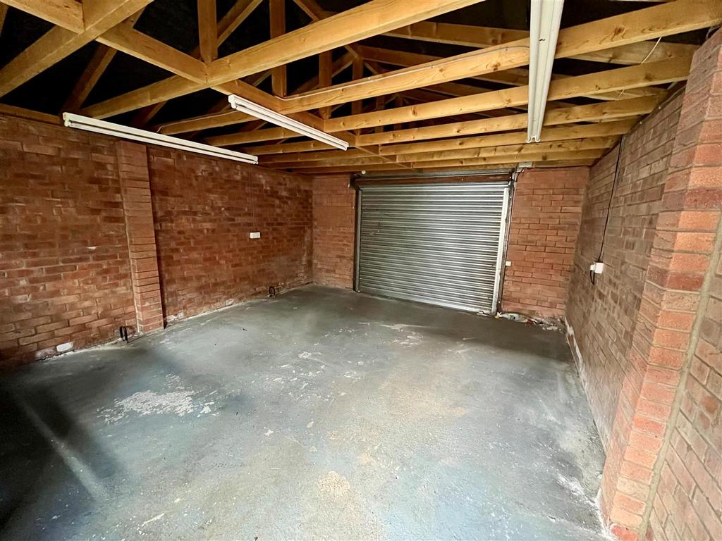 Garage Internal.jpg