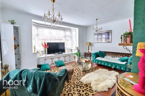 undefined, Esher Avenue, Romford, RM7 9EA
