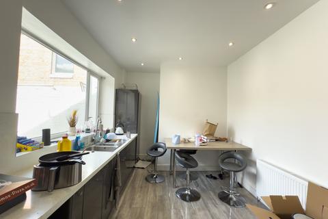 4 bedroom end of terrace house for sale, 34 Washington Terrace, North Shields, Tyne and Wear NE30 2HJ