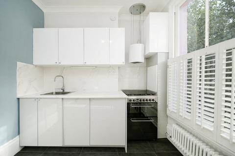 undefined, Leighton Grove, London NW5
