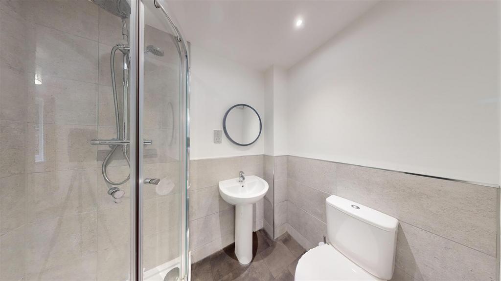 Drapers Rise 28 Ensuite.jpg