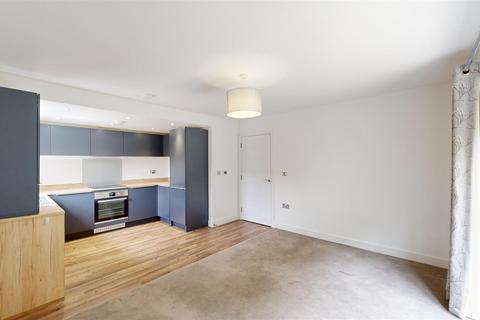 2 bedroom apartment to rent, Drapers Rise, Shrewsbury