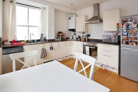 2 bedroom flat for sale, London E1