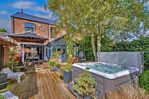 34 Daisy Road, Nottingham, NG3 6HH