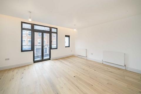 undefined, Northfield Avenue, London W13