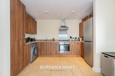 undefined, Dunningford Close, Hornchurch, RM12