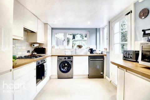 undefined, Old Lane, Tatsfield