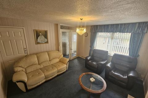 3 bedroom semi-detached house for sale, Avondale Gardens, Grangetown, Cardiff