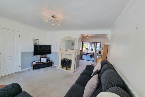 undefined, Glenview, Pen-Y-Fai, CF31