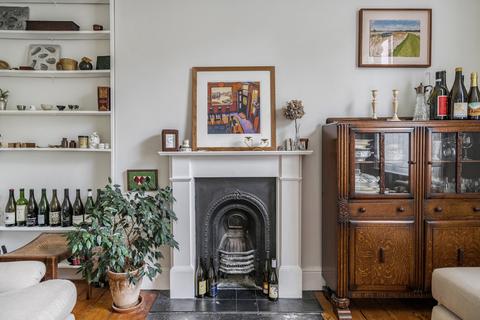 2 bedroom apartment for sale, Tyrwhitt Road, London