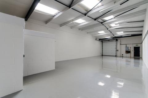 Warehouse to rent, Warnford Industrial Estate Hayes UB3 1BQ