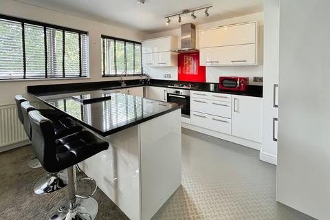 2 bedroom flat for sale, Palatine Road, West Didsbury, Manchester, M20