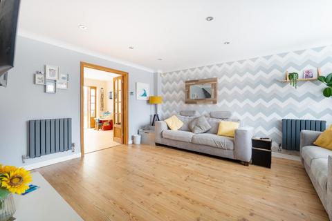 4 bedroom detached house for sale, Oyster Close, Herne Bay