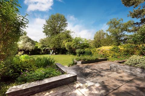 undefined, Hill Top, NW11