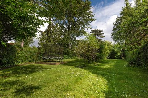 undefined, Hill Top, NW11