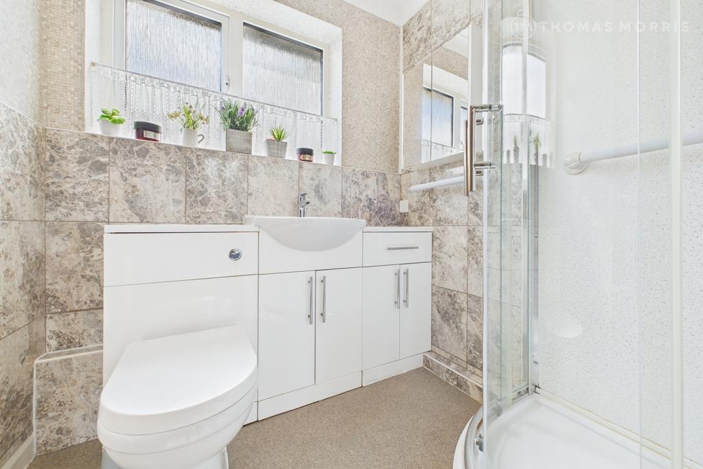 Shower-Room