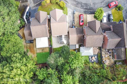 undefined, Westwood Avenue, Greater Manchester SK14