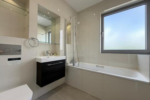 1 bedroom flat to rent, High Road, Wembley, HA9