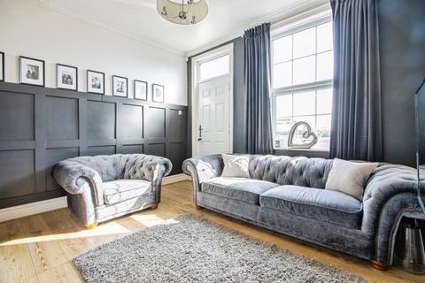 13 Angel Row, Rothwell, Leeds, LS26 0SG