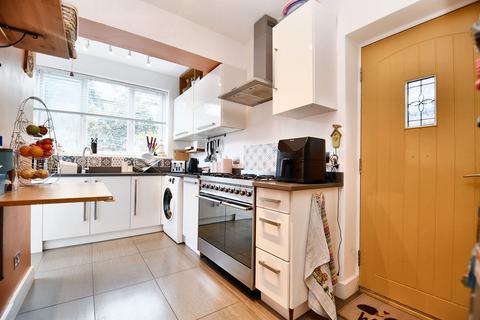 3 bedroom semi-detached house for sale, Hallwood Avenue, Salford, M6