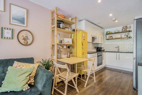 1 bedroom flat for sale, East Carriage House, Woolwich Riverside, London, SE18