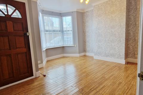 undefined, Salisbury Road, Gravesend DA11