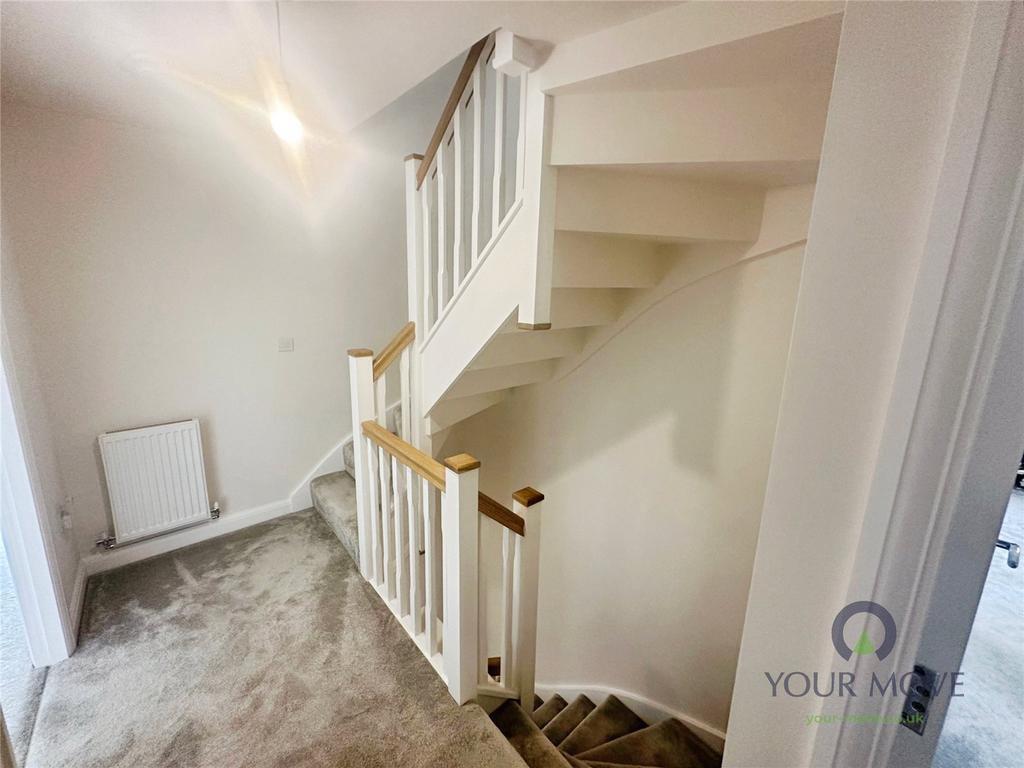 First Floor Landinig