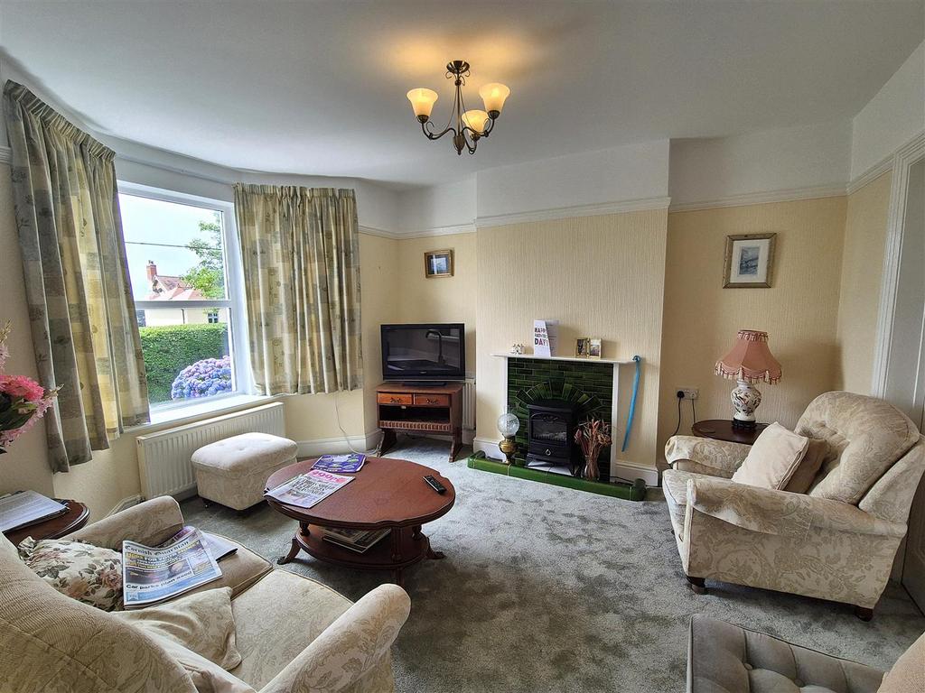 Sitting room.jpg