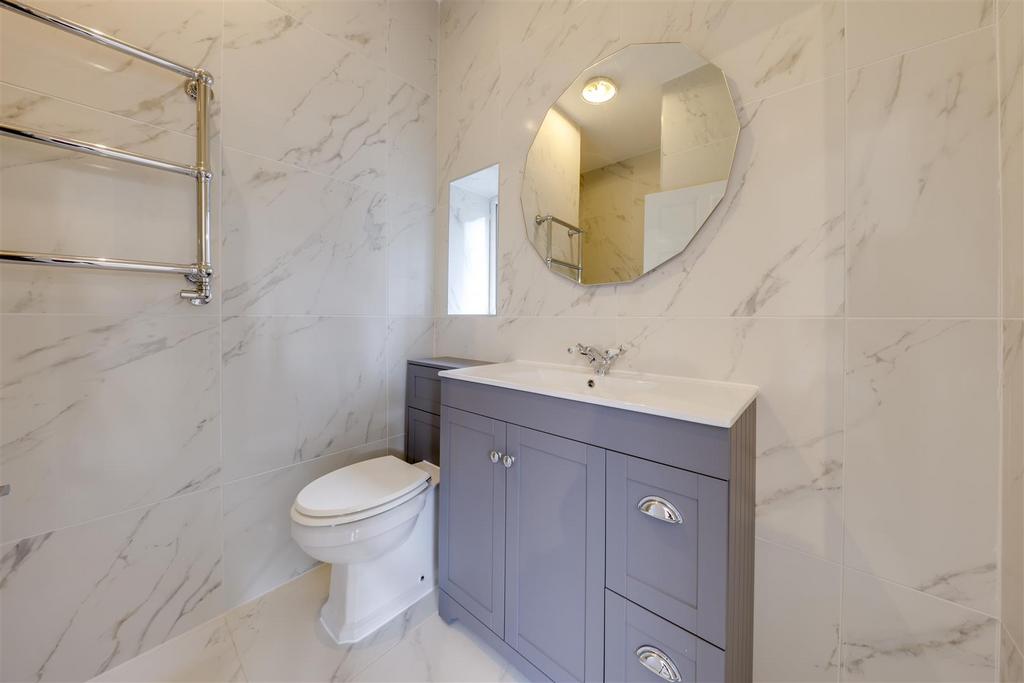 En Suite Shower