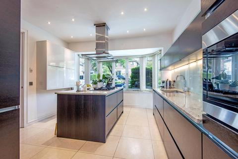 6 bedroom detached house for sale, Parklands Drive, London, N3