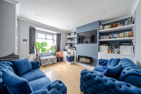 2 bedroom semi-detached house for sale, Denham Way, Maple Cross, Rickmansworth