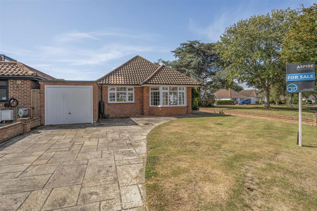 For Sale by  Aspire Residential   Glynde Avenue