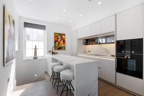 2 bedroom flat for sale, Smith Street, London SW3